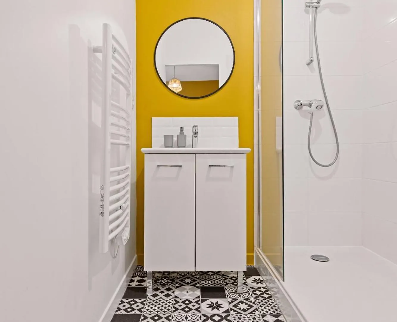 Les Suites De L'Arc-En-Ciel Bourg-en-Bresse Apartment